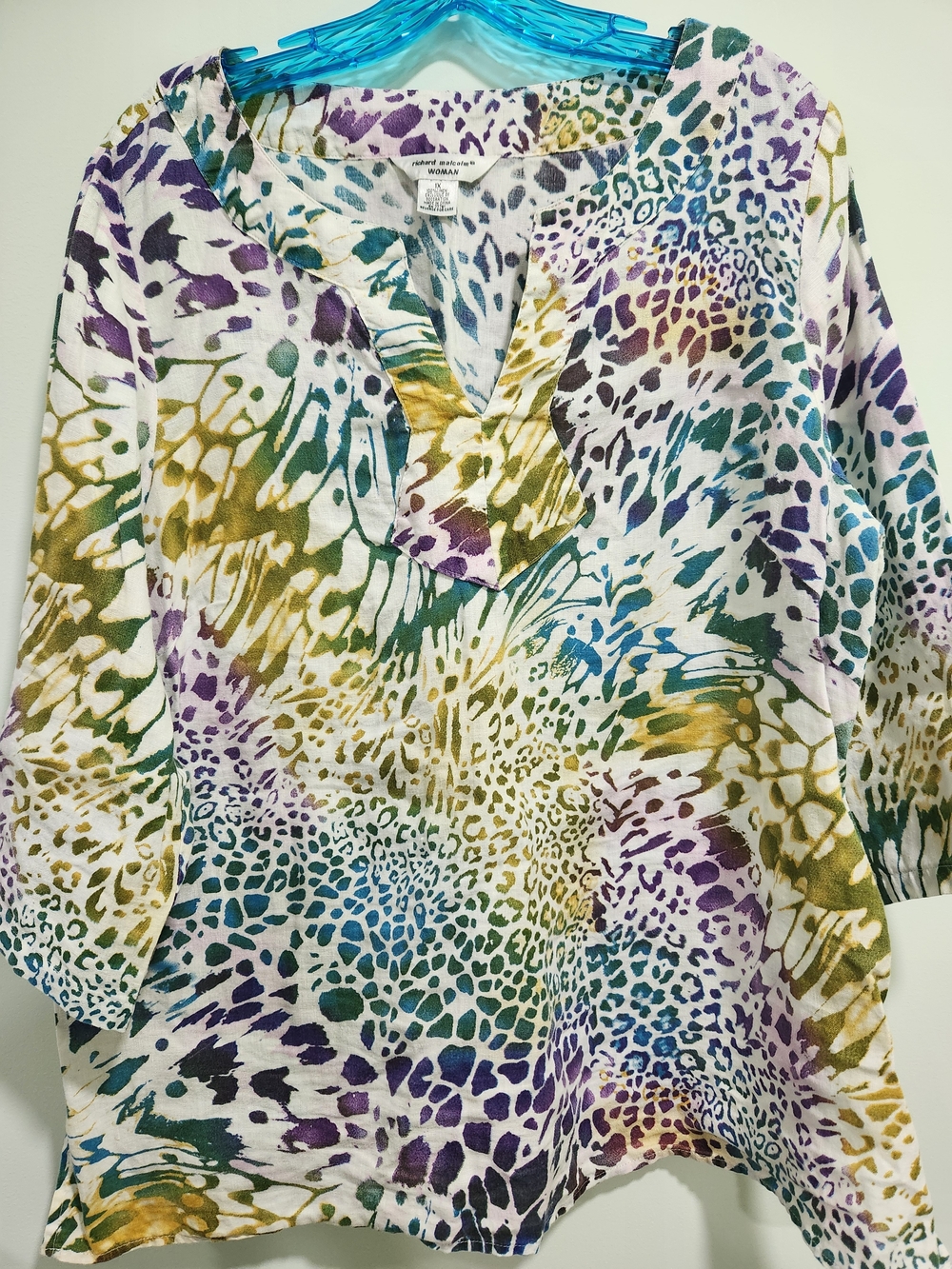 Richard Malcolm White Multicolor Animal-Print V-Notch Tunic 100% Linen